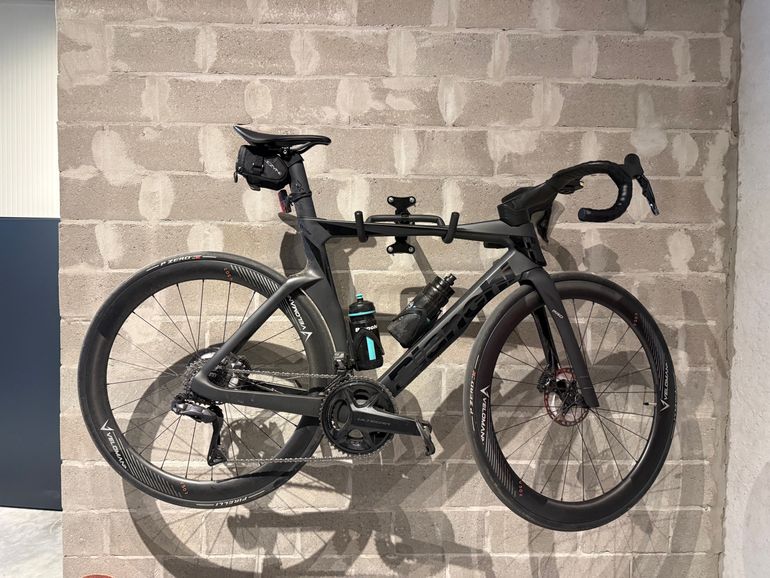 Used Bianchi Oltre PRO SHIMANO ULTEGRA DI2 2025 2025 Road & Gravel, Black — image 2 of 6