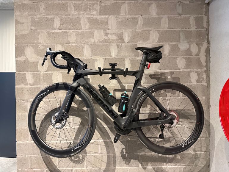 Used Bianchi Oltre PRO SHIMANO ULTEGRA DI2 2025 2025 Road & Gravel, Black — image 1 of 6