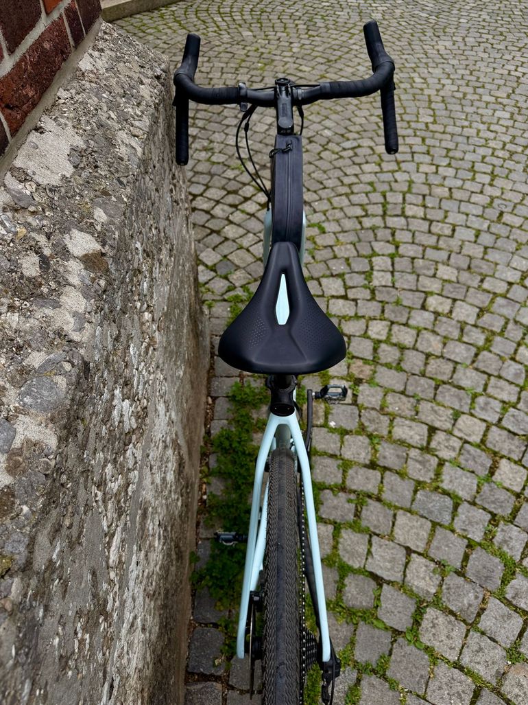 Used Specialized Diverge Sport Carbon 2023 2023 Road & Gravel — image 9 of 10