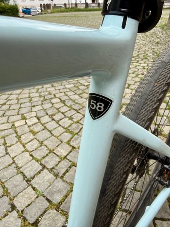 Used Specialized Diverge Sport Carbon 2023 2023 Road & Gravel — image 10 of 10