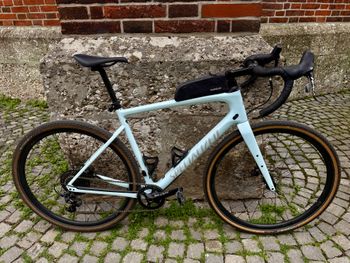 Used Specialized Diverge Sport Carbon 2023 2023 Road & Gravel — image 5 of 10
