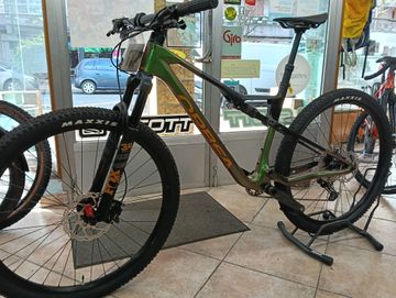 Orbea OIZ OMX+FOX I-LINE FLOAT SL REMOTE 2024 2024 MTB usato