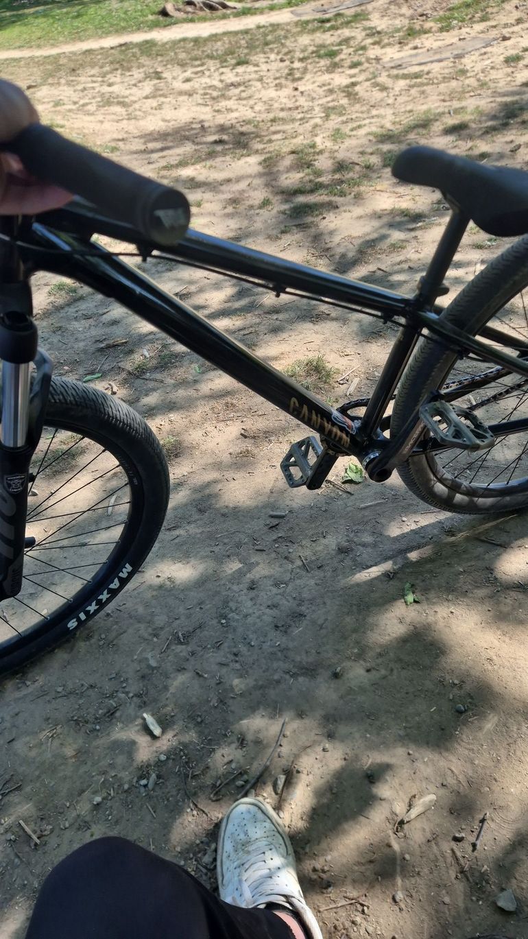 Used Canyon Stitched 360 2022 2022 Mountainbike, Schwarz, 26 — image 2 of 3