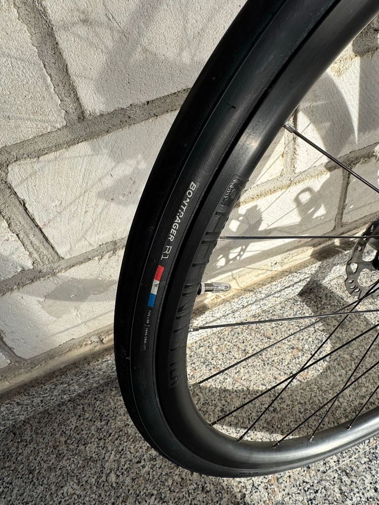 Used Trek Emonda Shimano 105 2020 Road & Gravel, Hellgrau — image 8 of 8