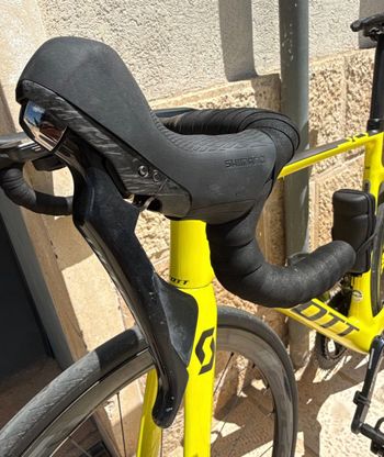Used Scott Addict RC 30 2020 Frameset 2020 Road & Gravel — image 5 of 7