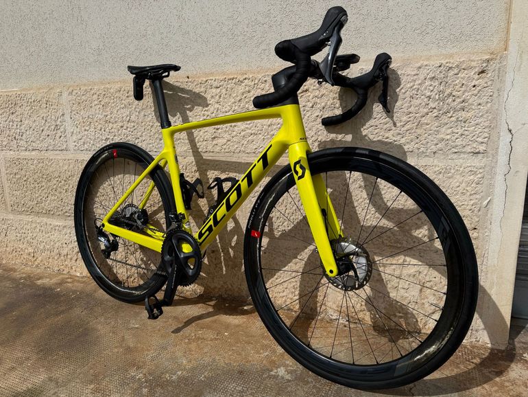 Scott Addict RC 30 2020 Frameset 2020 Road & Gravel usato, Nero — immagine 9 di 22