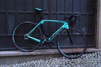 Used Bianchi Oltre XR3 Ultegra 2019 2019 Road & Gravel