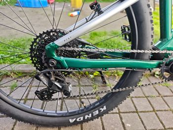 Used Mondraker PLAY 26 2023 2023 Youth, Hellgrau — image 3 of 9