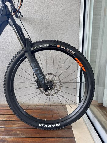 Used KTM Macina Prowler Master 2020 2020 Mountainbike, Black, 29, 27.5 — image 10 of 13