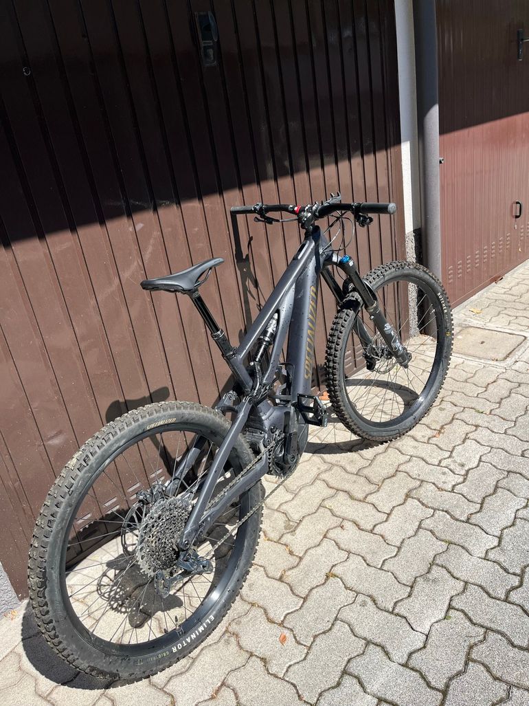 Used Specialized Turbo Levo 3 Comp Alloy 2025 2025 Mountainbike, Hellgrau, 29, 27.5 — image 1 of 7