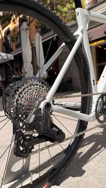 Used 3T primo 3T primo Custom SRAM Rival eTap AXS 2026 Road & Gravel, Hellgrau — image 6 of 8