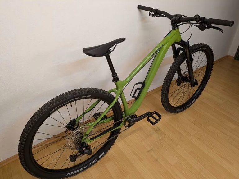 Used Kona KONA HONZO - 29" Mountainbike - Größe M - Neuwertig 2024 Mountainbike, Grün — image 2 of 15