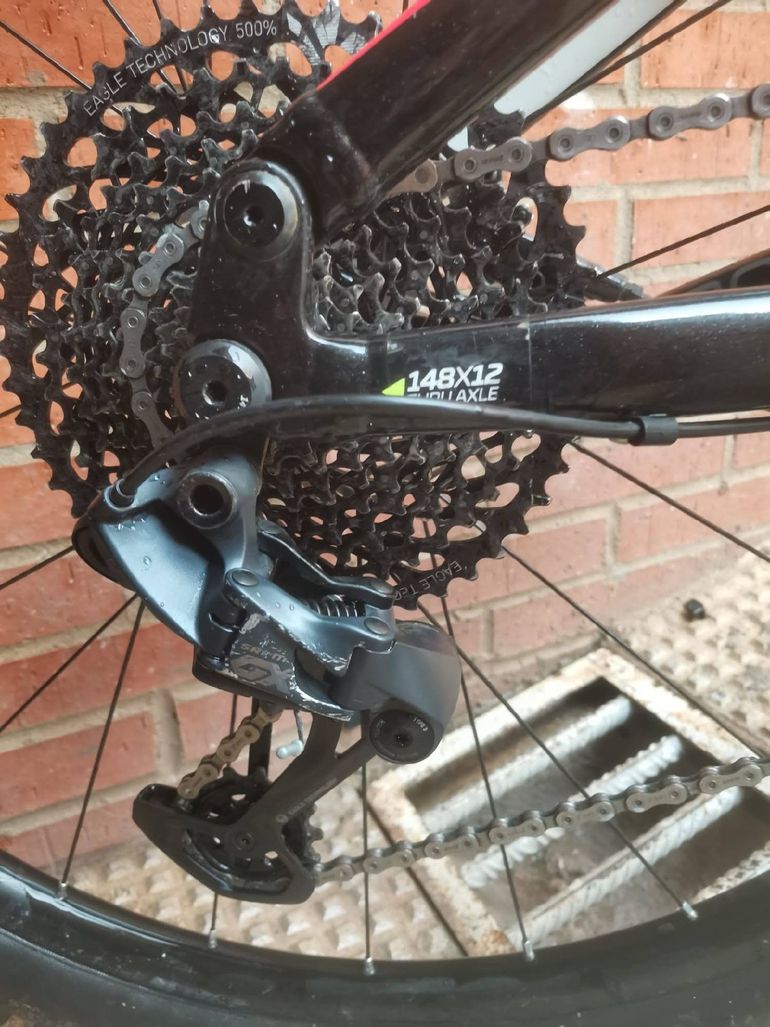 Used DECATHLON DECATHLON Custom Shimano GRX 2023 Mountainbike, Black — image 2 of 12