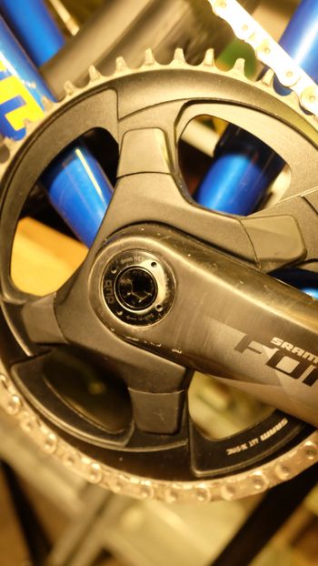 Used Standert Stichsäge Team Sram Rival 1 eTap AXS 2023 2023 Road & Gravel, Blau — image 15 of 20