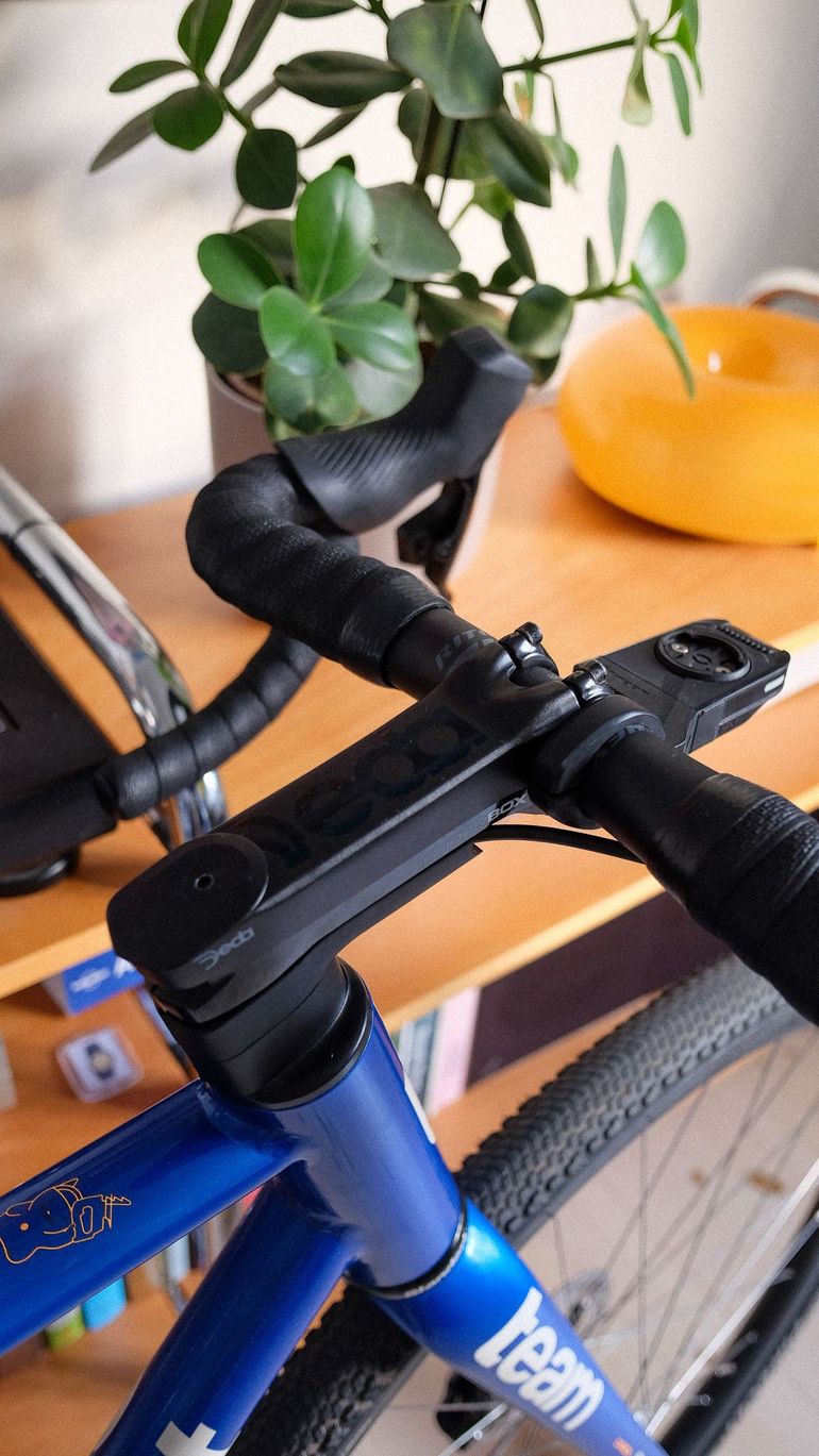 Used Standert Stichsäge Team Sram Rival 1 eTap AXS 2023 2023 Road & Gravel, Blau — image 6 of 20