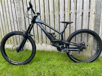 Used YT Industries Tues CORE 2 27 2023 2023 Mountainbike, Schwarz, 27.5 — image 2 of 6