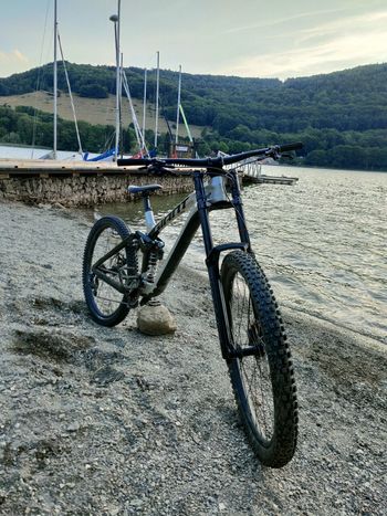 Used Giant Glory Advanced 2024 2024 Mountainbike, Light Gray, 29, 27.5 — image 5 of 7