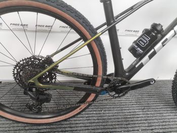 Used Trek Procaliber 9.6 Gen 3 2026 2026 Mountainbike, Grün — image 2 of 10