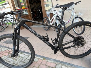 Tweedehands Focus Raven 8.6 2022 2022 Mountainbike — afbeelding 4 van 14
