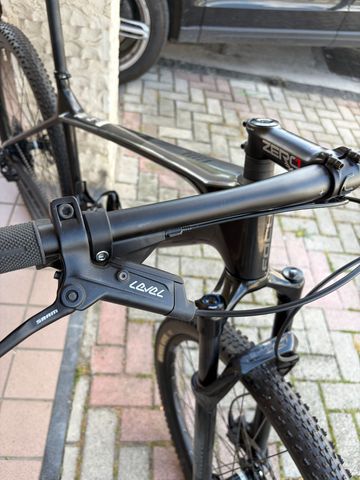 Tweedehands Focus Raven 8.6 2022 2022 Mountainbike — afbeelding 6 van 14