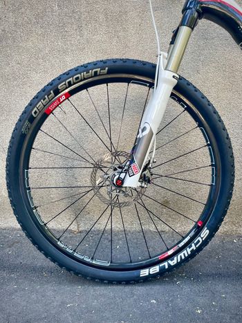 Used Specialized S-Works Stumpjumper Carbon HT 2010 2010 Mountainbike, Weiß, 26 — image 2 of 17