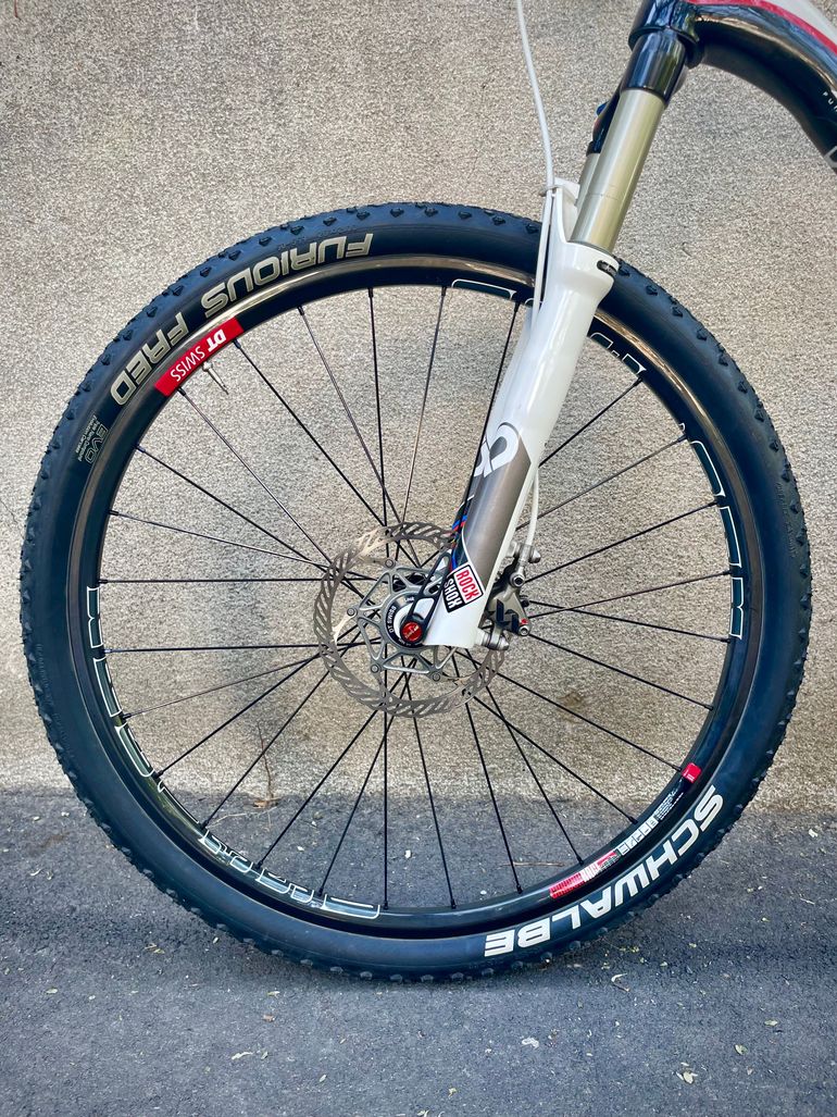 Used Specialized S-Works Stumpjumper Carbon HT 2010 2010 Mountainbike, Weiß, 26 — image 2 of 17
