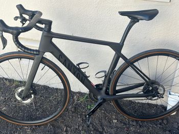 Used Canyon Endurace CF SLX 7 Di2 GRC 2026 2026 Road & Gravel, Black — image 2 of 9