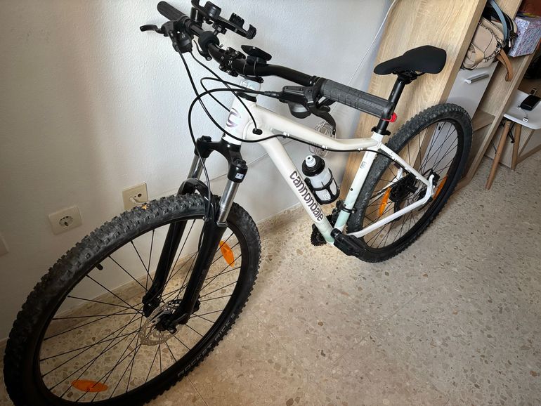 Used Cannondale Trail Women's 7 2024 2024 Mountainbike, Blanco — image 8 of 8