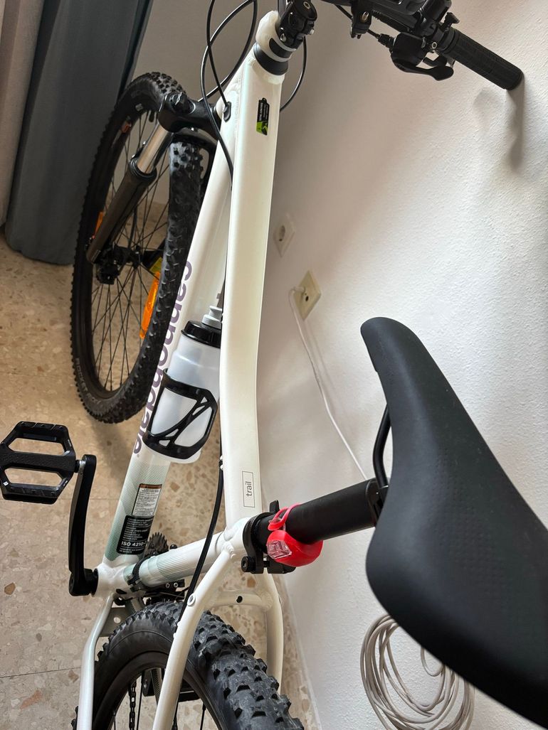 Used Cannondale Trail Women's 7 2024 2024 Mountainbike, Blanco — image 6 of 8