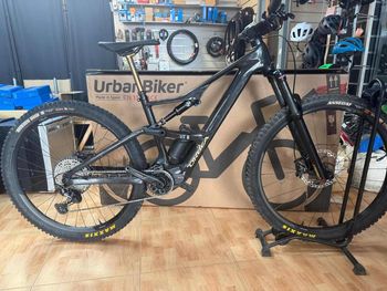 Used Orbea E-BIKE ORBEA RISE CARBON TALLA S/M 2024 Mountainbike, Schwarz — image 4 of 7