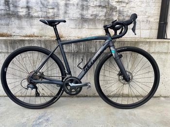 Used Sensa Emilia Disc Tiagra 2022 2022 Route & Gravel