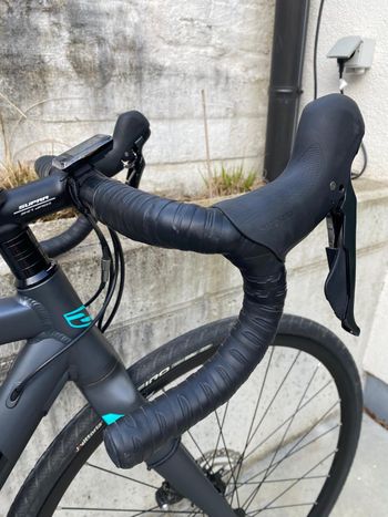 Used Sensa Emilia Disc Tiagra 2022 2022 Road & Gravel — image 4 of 5