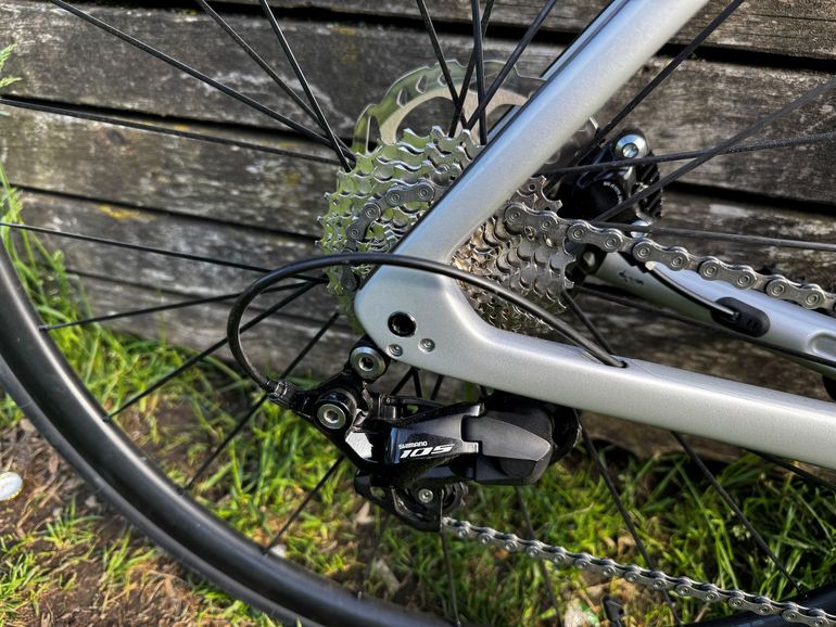 Used Trek Émonda SL 5 Disc 2022 2022 Road & Gravel, Hellgrau — image 6 of 17