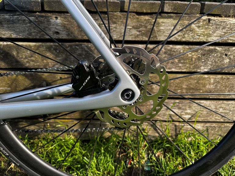 Used Trek Émonda SL 5 Disc 2022 2022 Road & Gravel, Hellgrau — image 8 of 17