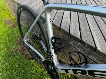 Used Trek Émonda SL 5 Disc 2022 2022 Road & Gravel, Hellgrau — image 5 of 17