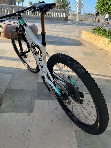 Orbea OIZ M LTD 2021 2021 Mountainbike usato, Bianco — immagine 10 di 18