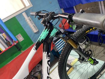 Used Orbea OIZ M LTD 2021 2021 Mountainbike, Bianco — image 3 of 6