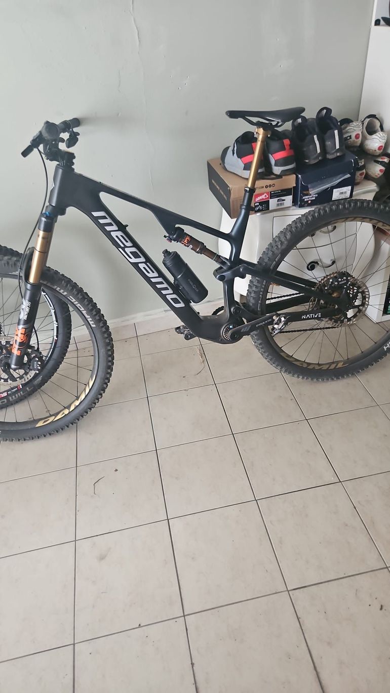 Used Megamo NATIVE 01 2025 2025 Mountainbike, Black — image 1 of 3