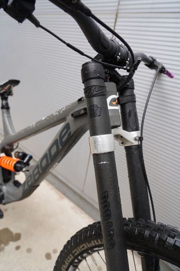 Used Zerode Custom Pinion C-Line Gearbox 2025 Mountainbike, Light Gray — image 4 of 7