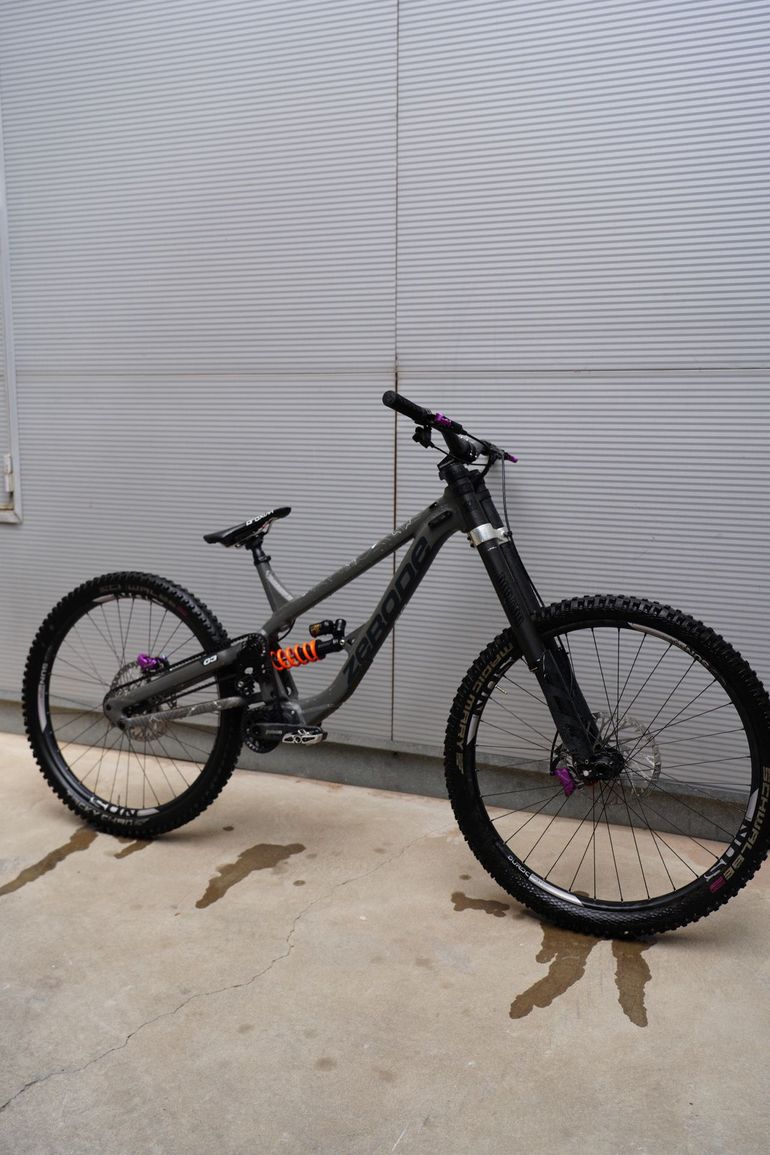 Used Zerode Zerode Custom Pinion C-Line Gearbox 2025 Mountainbike, Light Gray — image 1 of 7