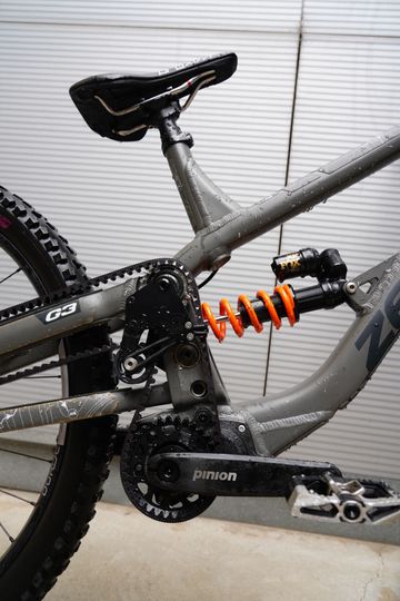 Used Zerode Custom Pinion C-Line Gearbox 2025 Mountainbike, Light Gray — image 3 of 7
