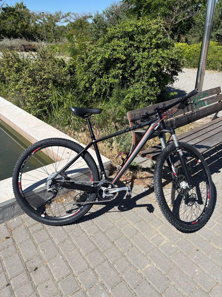 Used CUBE LTD Pro 2017 2017 Mountainbike — image 1 of 12