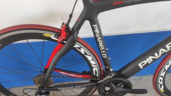Used Pinarello FP Quattro Easy-Fit Force / Rival Bike 2013 2013 Road & Gravel, Black — image 10 of 16