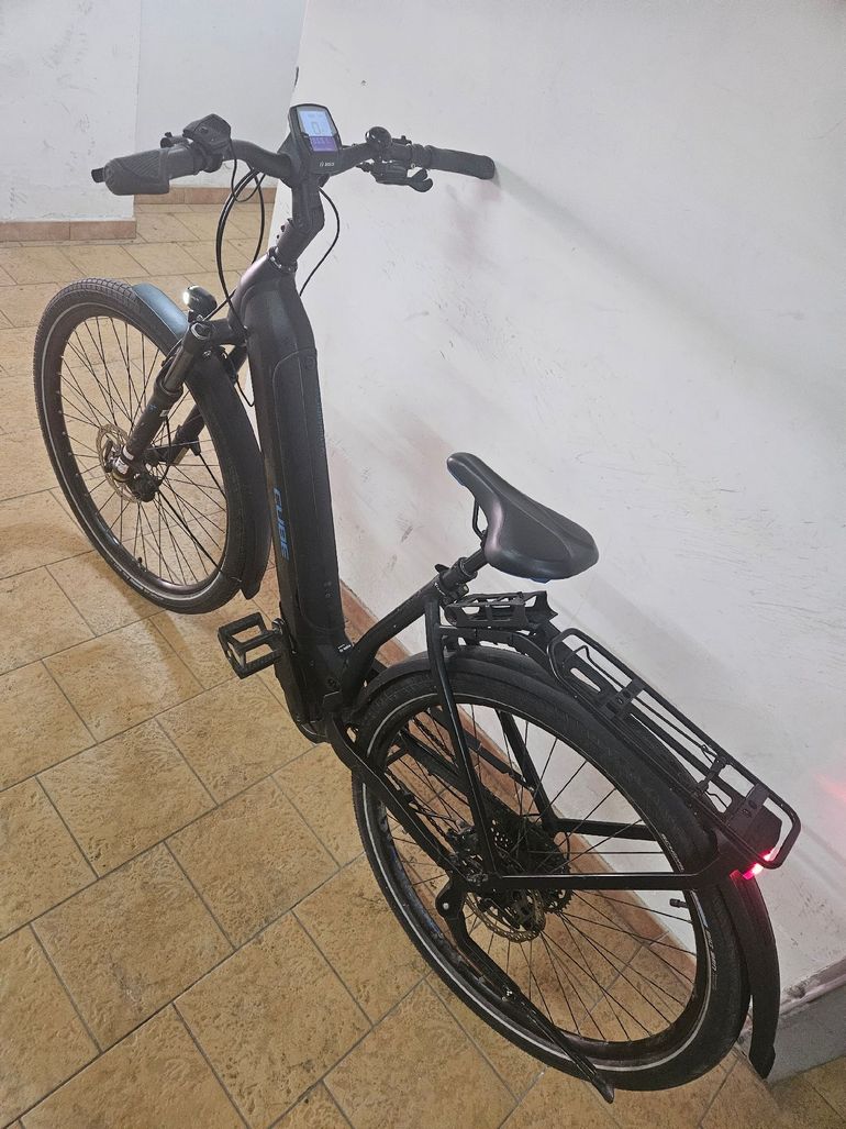 Used CUBE KATHMANDU HYBRID PRO 500 2021 2021 Urban, Schwarz — image 2 of 21