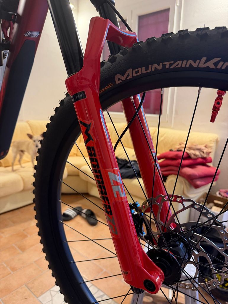 Used Merida ONE-FORTY 500 2023 2023 Mountainbike, Red, 29 — image 7 of 8