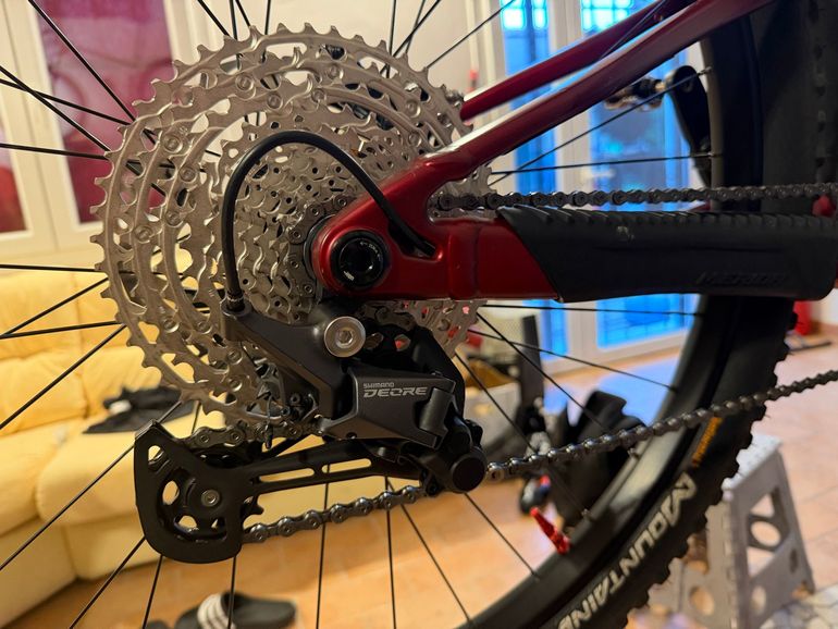 Used Merida ONE-FORTY 500 2023 2023 Mountainbike, Red, 29 — image 5 of 8