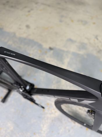 Used Trek Emonda SLR AXS Carbon 2022 Road & Gravel, Schwarz — image 12 of 24