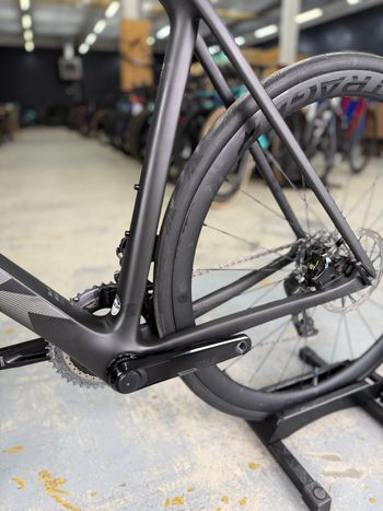 Used Trek Emonda SLR AXS Carbon 2022 Road & Gravel, Schwarz — image 22 of 24
