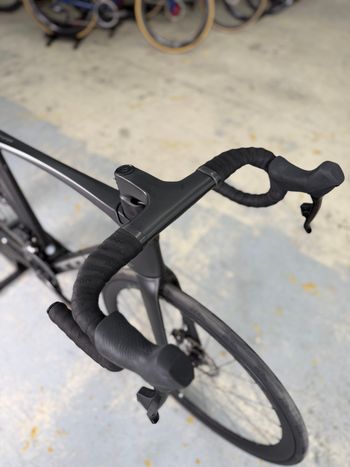 Used Trek Emonda SLR AXS Carbon 2022 Road & Gravel, Schwarz — image 6 of 24