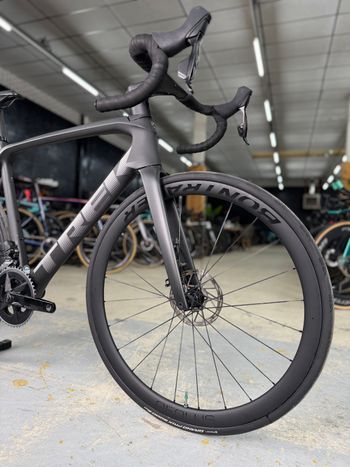 Used Trek Emonda SLR AXS Carbon 2022 Road & Gravel, Schwarz — image 3 of 24